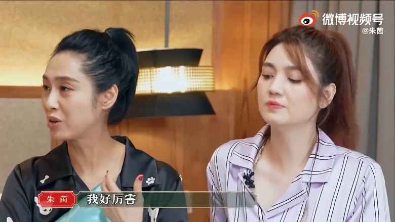 朱茵主动跟老公聊前任．黄贯中酷回一句话