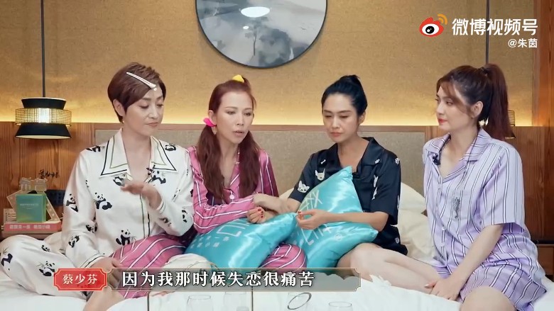 朱茵主动跟老公聊前任．黄贯中酷回一句话