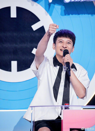 李维嘉遭控“失德艺人”.民众哭喊“还我血汗钱！”	