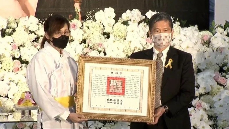 李行最后一程.最爱《小城故事》送行