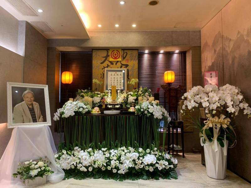 李行最后一程.最爱《小城故事》送行