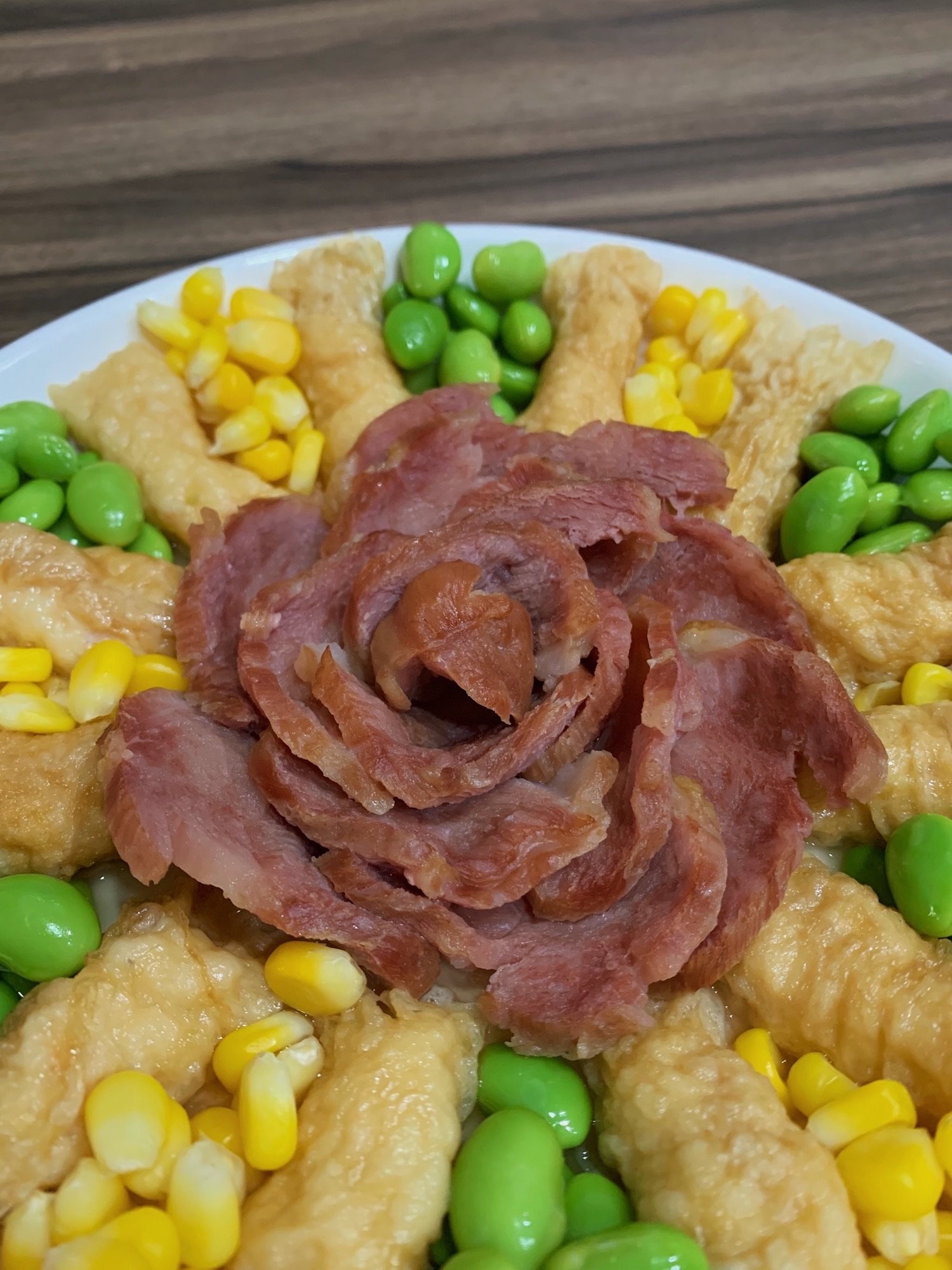 柔:食客指路之私房好菜(9月7日刊):新山周欣颖介绍母亲王淑筷家常菜精美摆盘