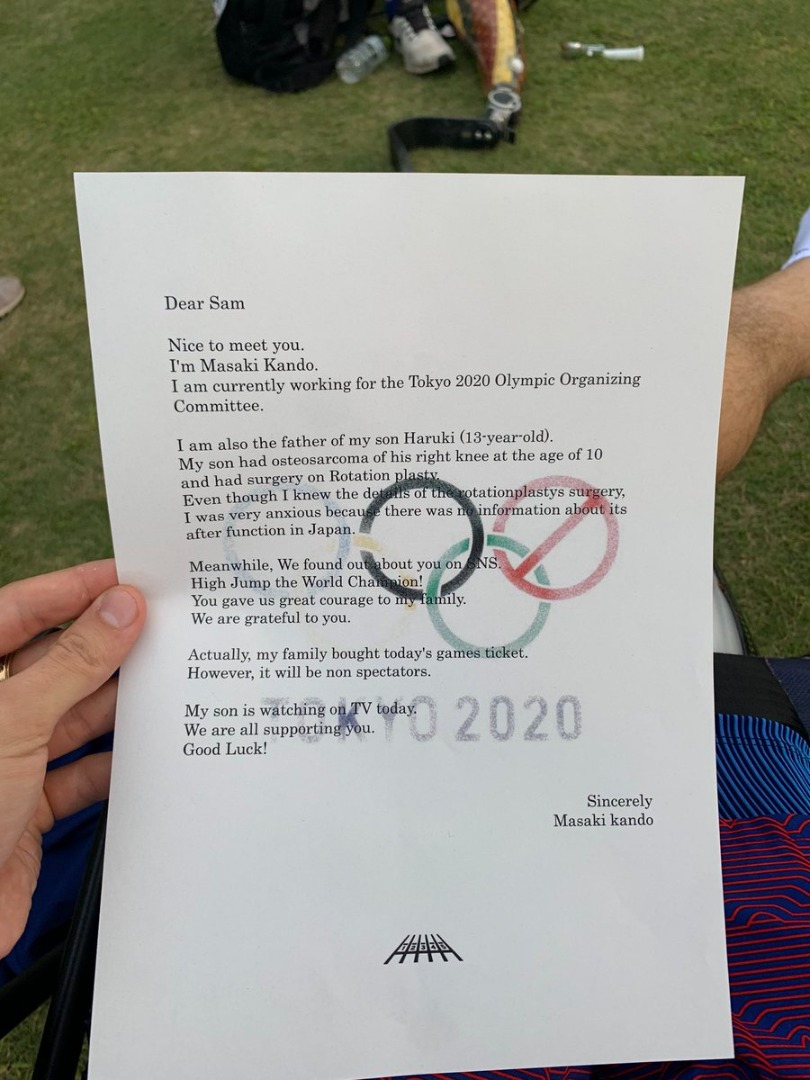 格鲁坚韧抗癌跳出金牌 激励13岁日本残疾少年