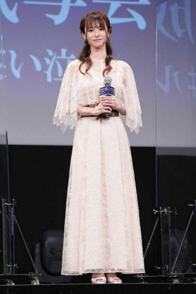 深田恭子停工4个月首现身‧瘦到脱相手臂冒血管