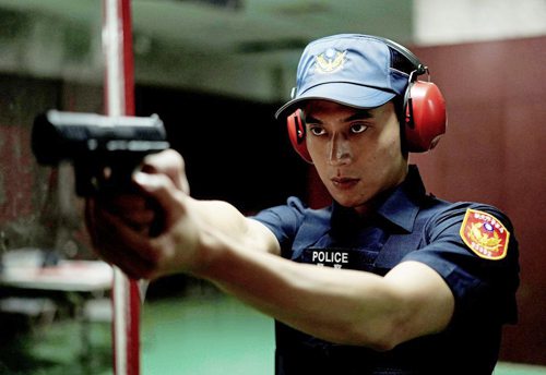 罗贤达/《第三布局尘沙惑》一念无明伴随终身