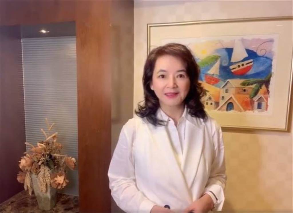 胡慧中开通微博.钓出孙俪求姨奶奶互关