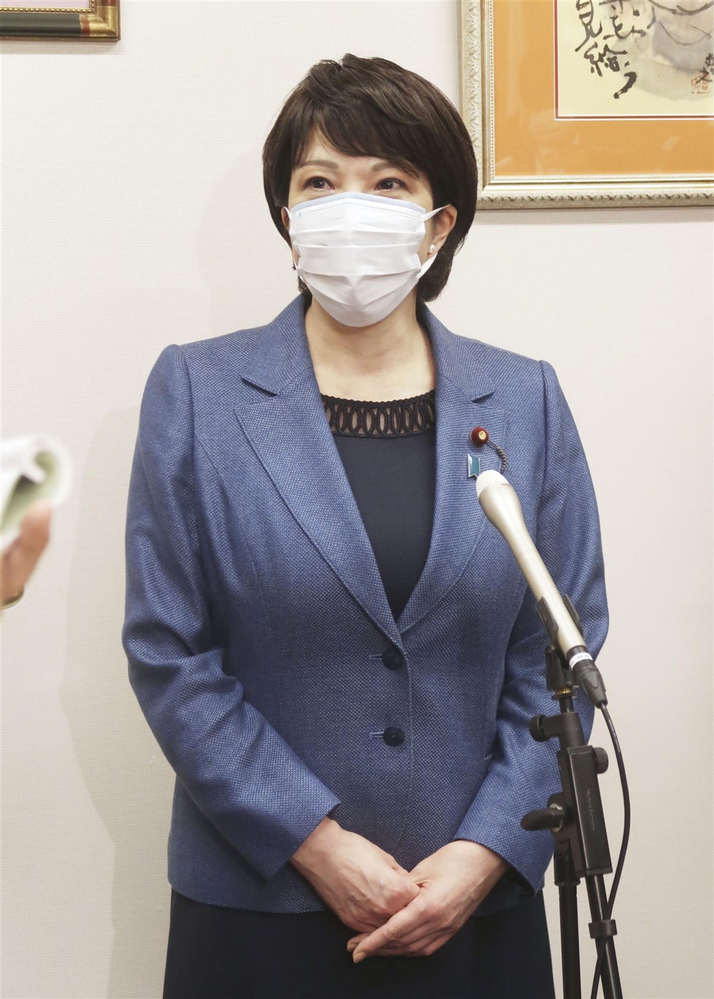 自民党总裁争战 菅义伟挺河野太郎 安倍支持高市早苗