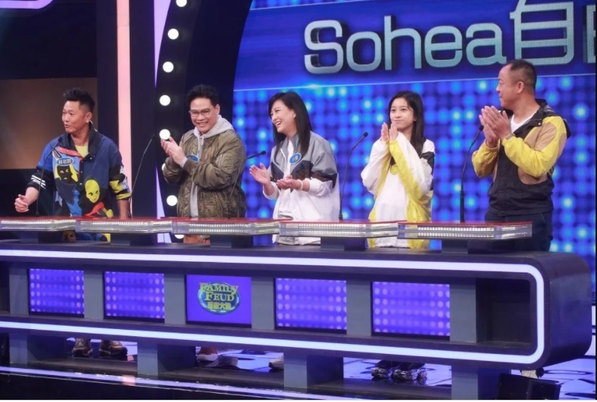 苏志威14岁女儿穿热裤晒长腿‧获赞像少女版龚嘉欣