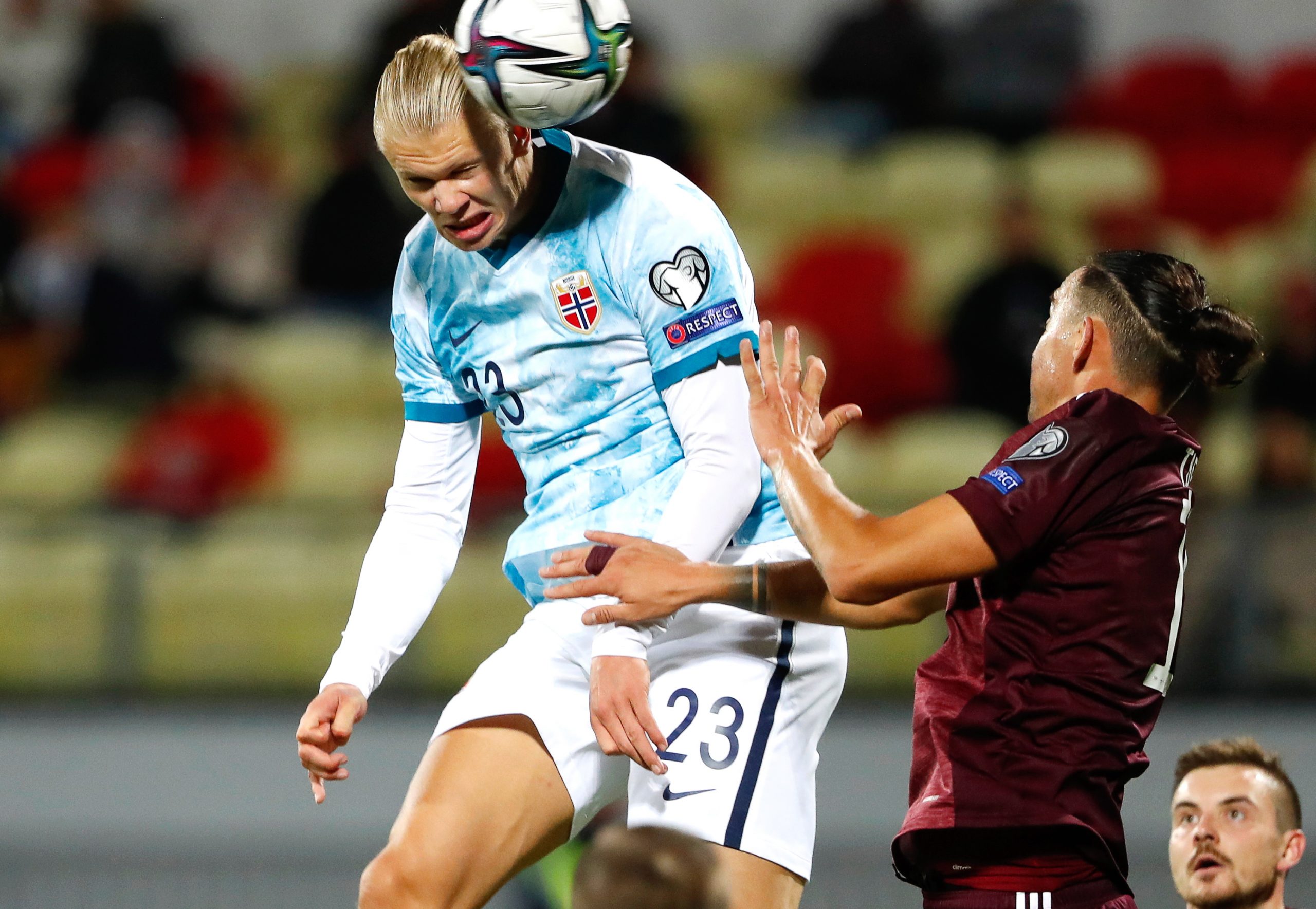 荷(挪)土皆取胜 G组形势扑朔迷离