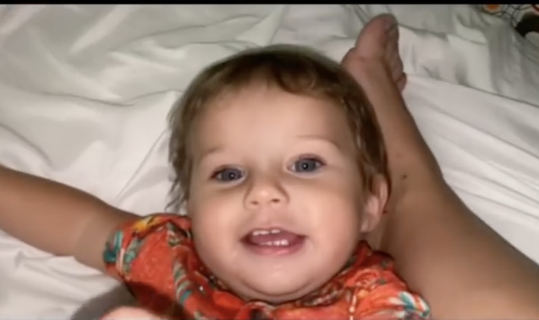 莎朗史东家中再添悲剧·未满1岁侄儿病逝