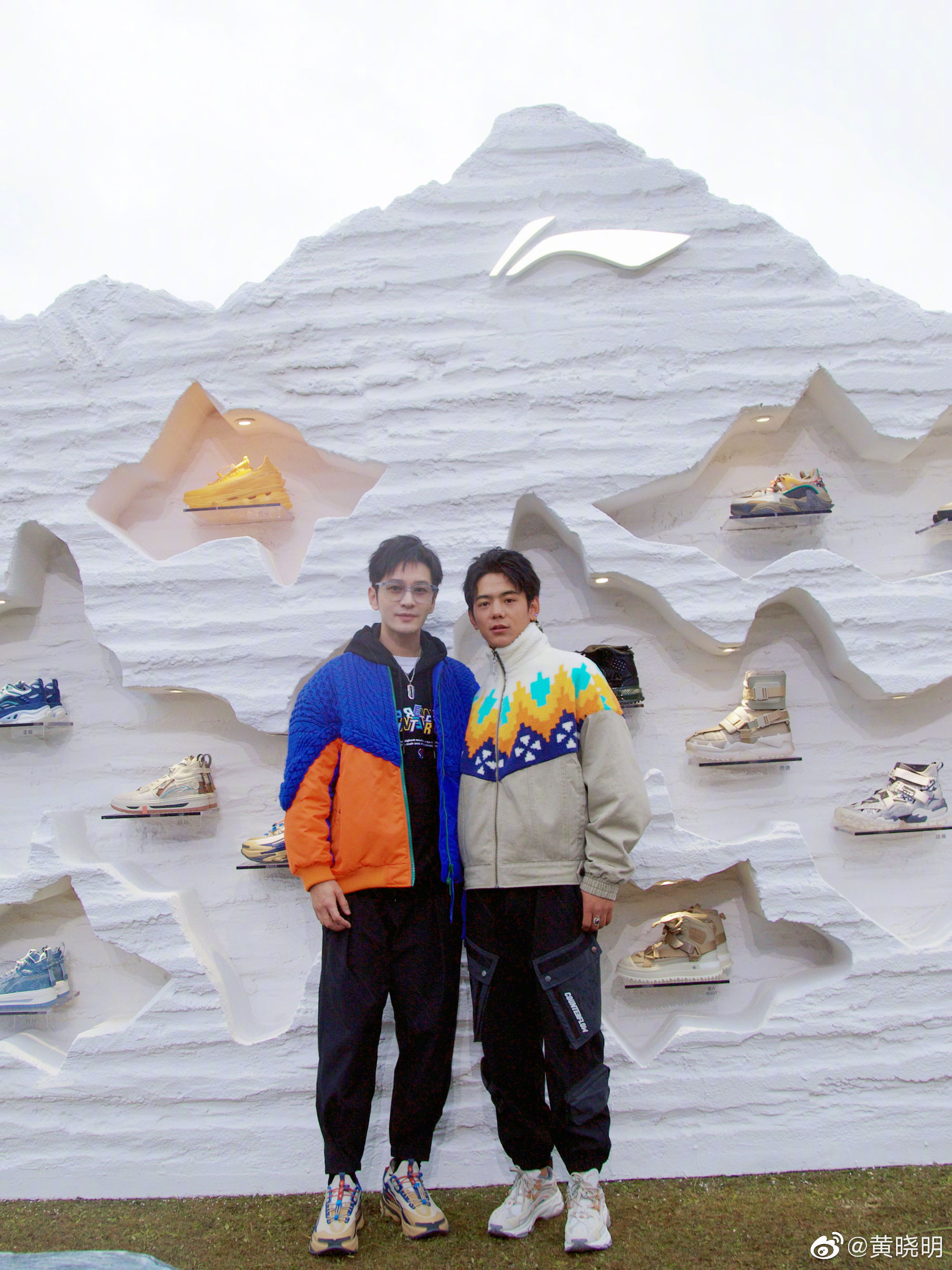 西藏同框丁真.黄晓明缺氧喊晕