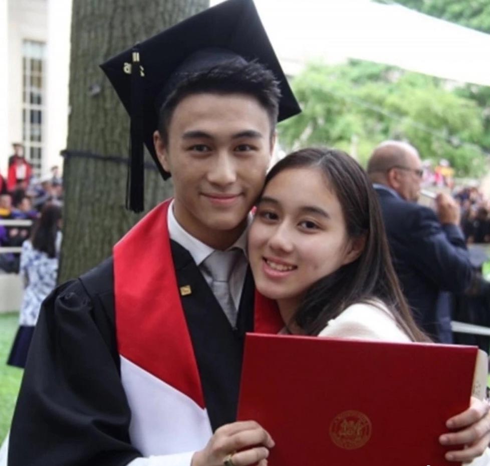 赌王幼女何超欣考入清华．胞兄何猷君：全家为你骄傲