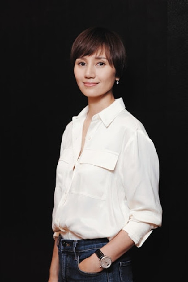 赵薇突然消失·与黄晓明合作新剧找袁泉救火