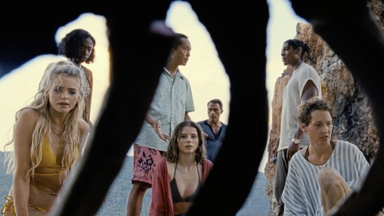 陈头头/《Old》一生一瞬过山车