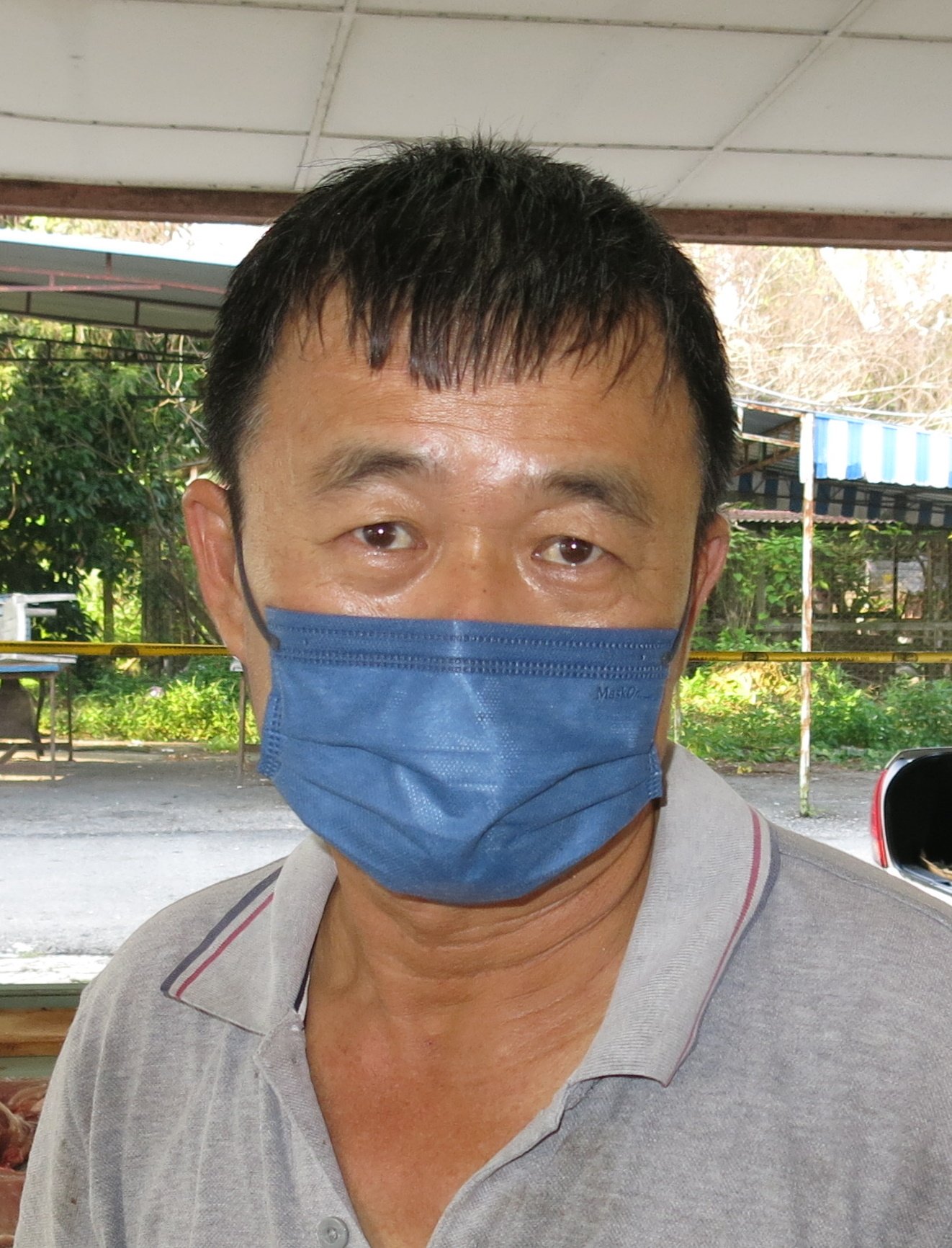 霹:传确诊巴刹生意跌九成