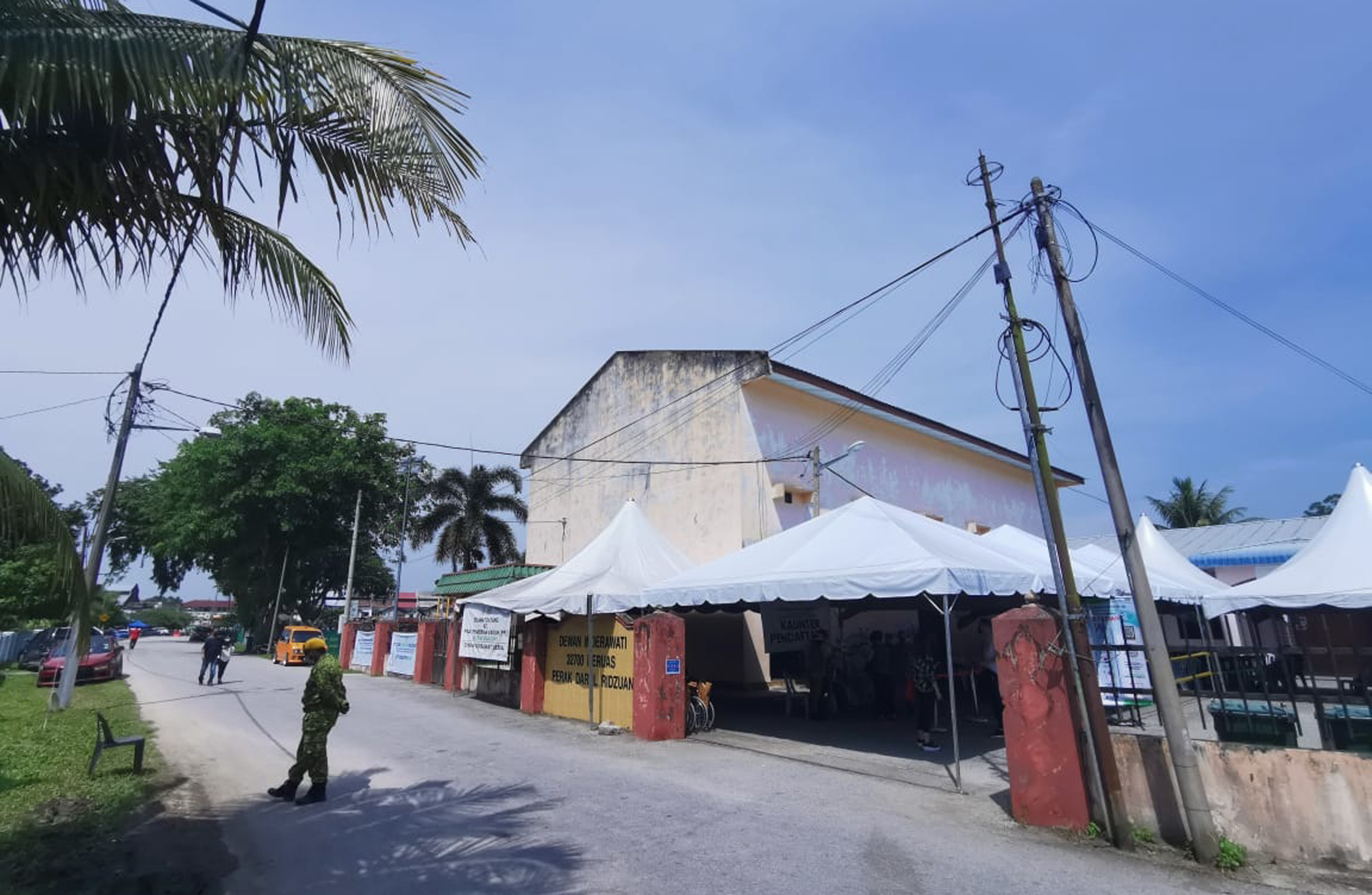 霹:封面主文/阿克马:当无人登门接种疫苗后 公共疫苗接种中心将关闭