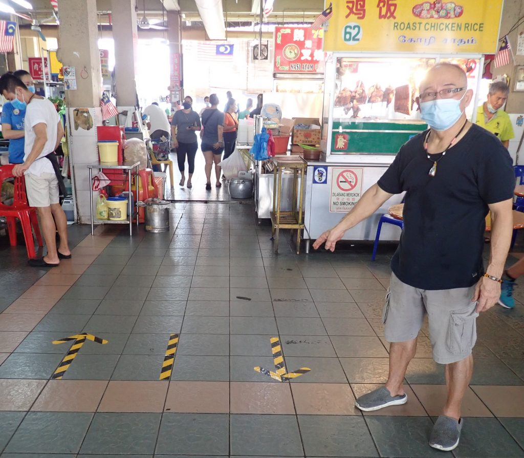 霹:第三版头/拉律峇登综合公市小贩中心18日开放堂食