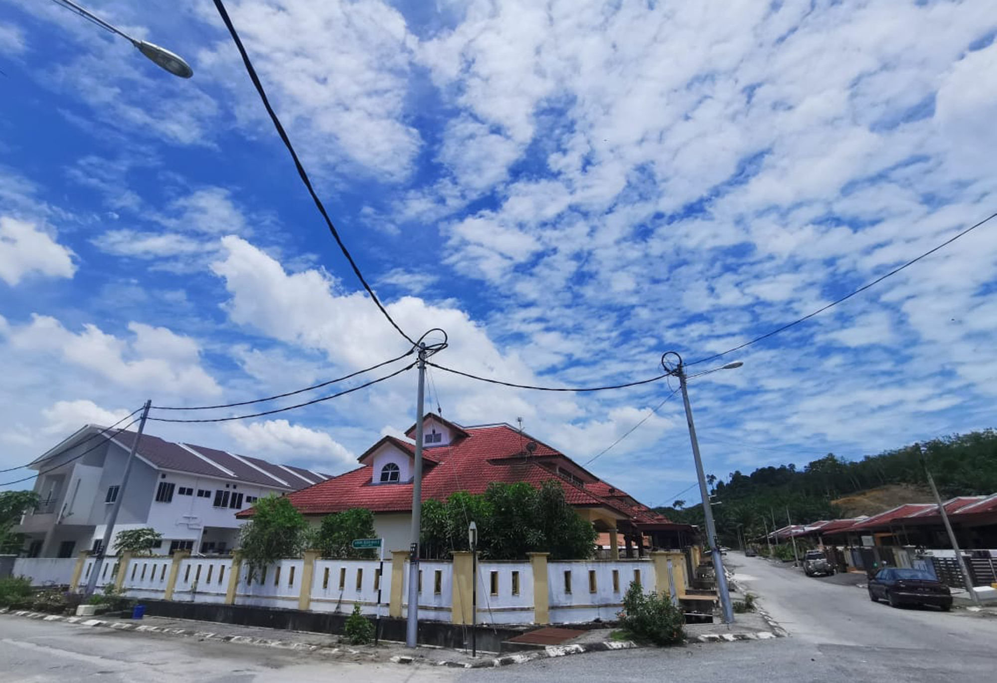 霹:第二版头/昔加里爆发疫情 已检测出21人确诊