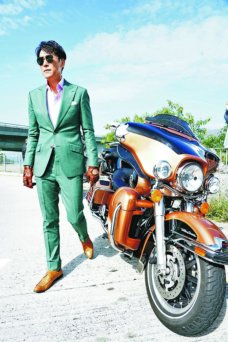 面对负评.马德钟4字赠儿马在骧