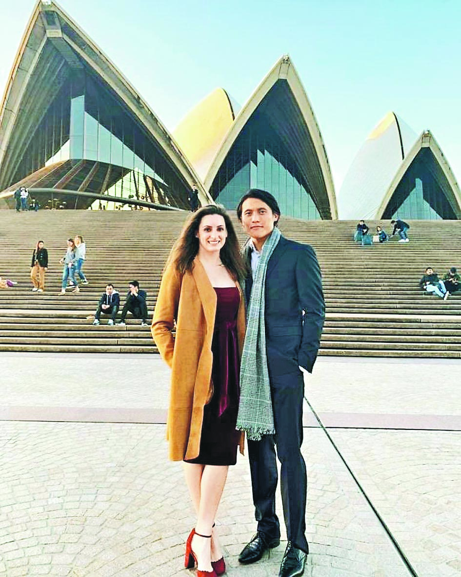 面对负评.马德钟4字赠儿马在骧