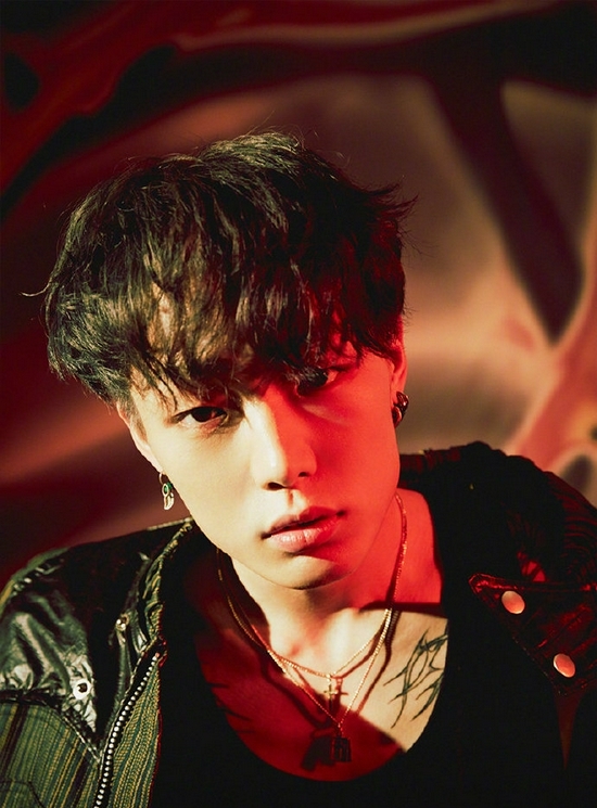 韩演艺圈一日双喜|iKON Bobby喜得1子‧BIGBANG太阳升格当爸