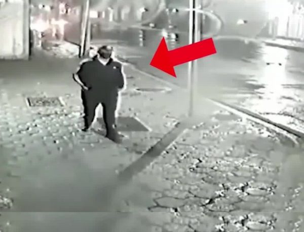 驻里约总领馆遭爆炸物袭击 中国要求全面调查