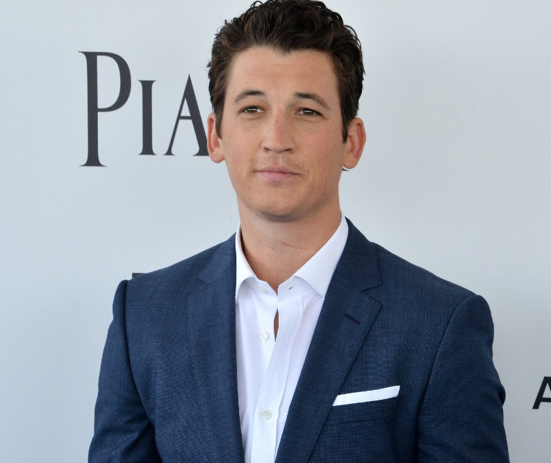 麦尔斯泰勒拒打疫苗确诊.剧组停工怒轰:把病毒带进来