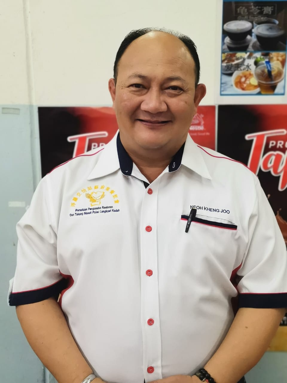 (全国版)交怡餐饮业:旅游泡泡短期难救餐饮业。