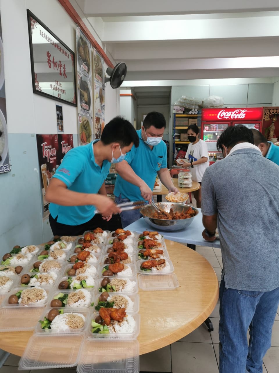 (全国版)交怡餐饮业:旅游泡泡短期难救餐饮业。
