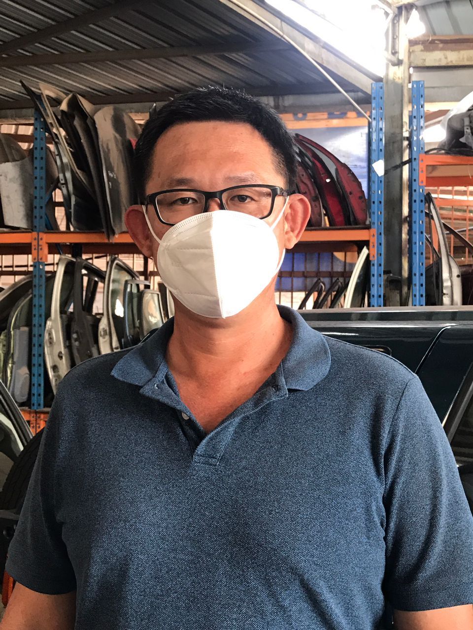 (古城封面主文)汽车环保箱失窃 修车业者取出不易