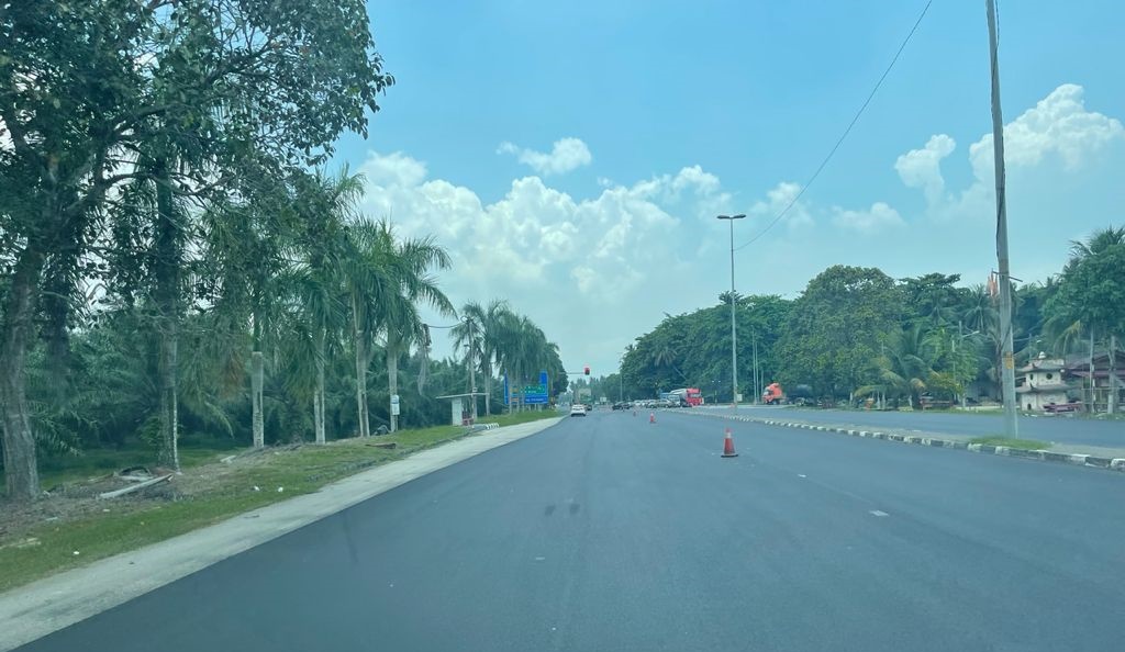 (版2)大都会/加埔多条烂路获重铺/5图