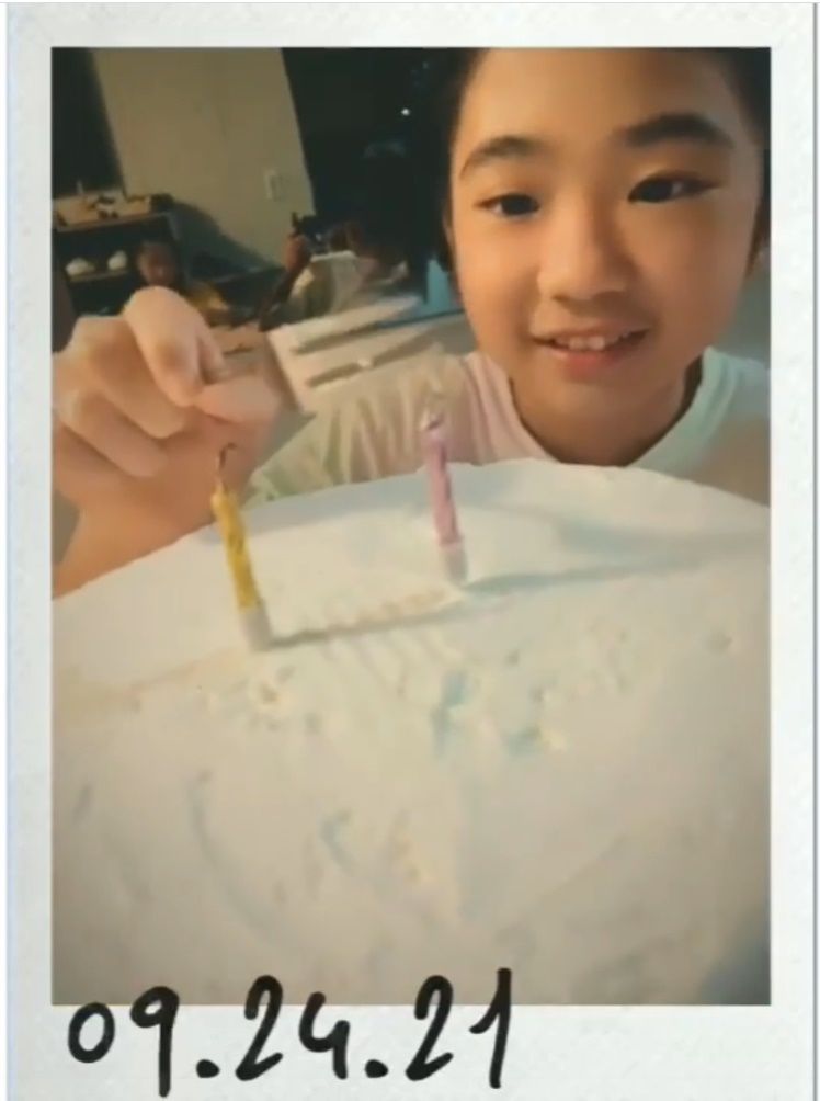 Grace 11岁生日曝光正脸.网赞女大11变