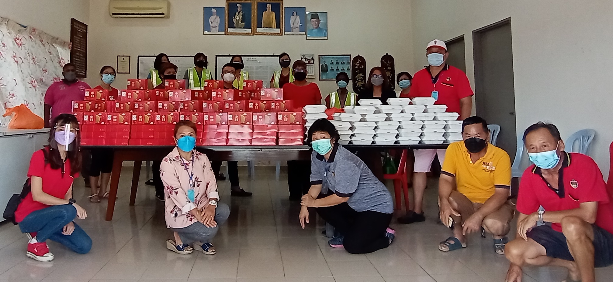 NS5头/不能办中秋活动,玛丽约瑟芬送月饼上门,“疫”样能过节