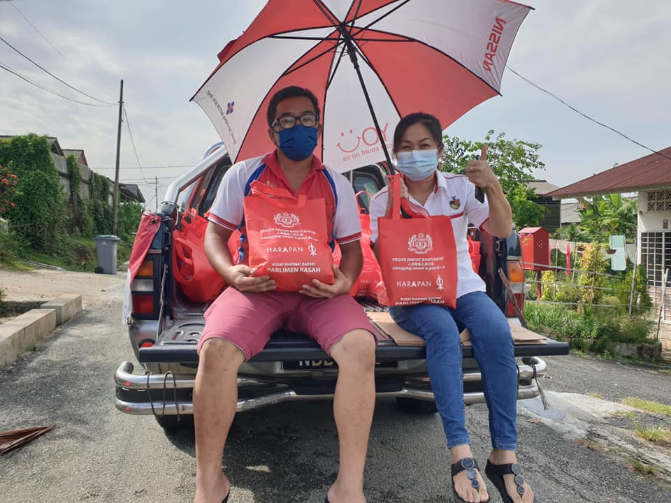 NS芙蓉:疫情笼罩下的中秋,华人新村只派月饼不办活动