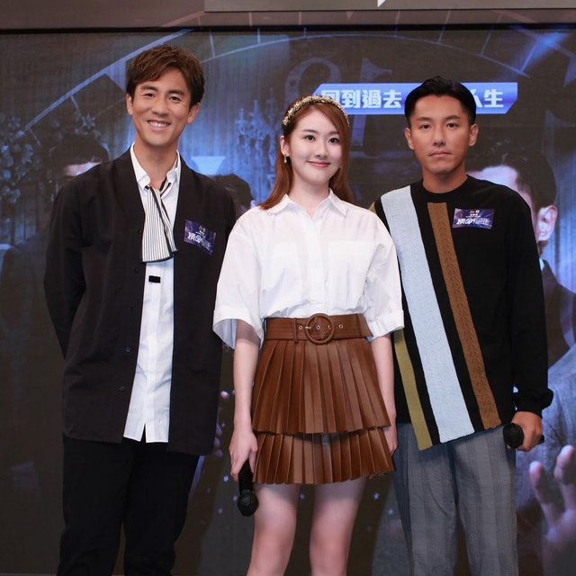 10个月没剧拍 邓佩仪心灰返加国