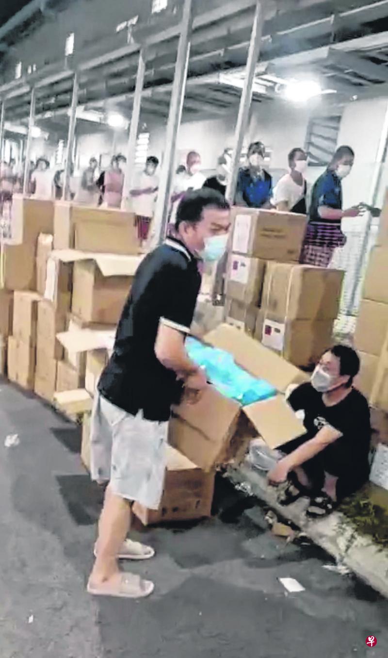 3好心妈妈号召300多人 捐赠惹兰都康客工物资