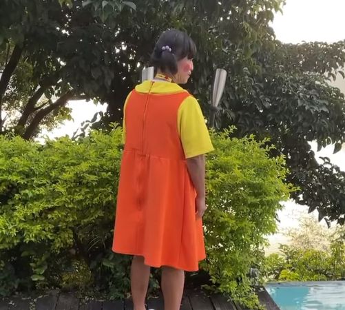 COS《鱿鱼游戏》巨娃‧吴宗宪“惊悚”回头网吓醒