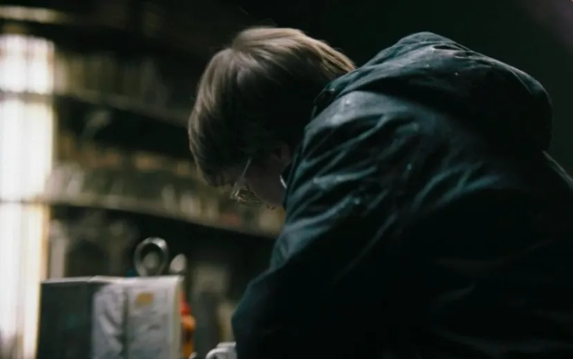 《蝙蝠侠》猫女造型曝光 罗拔柏汀森飞车冲火海