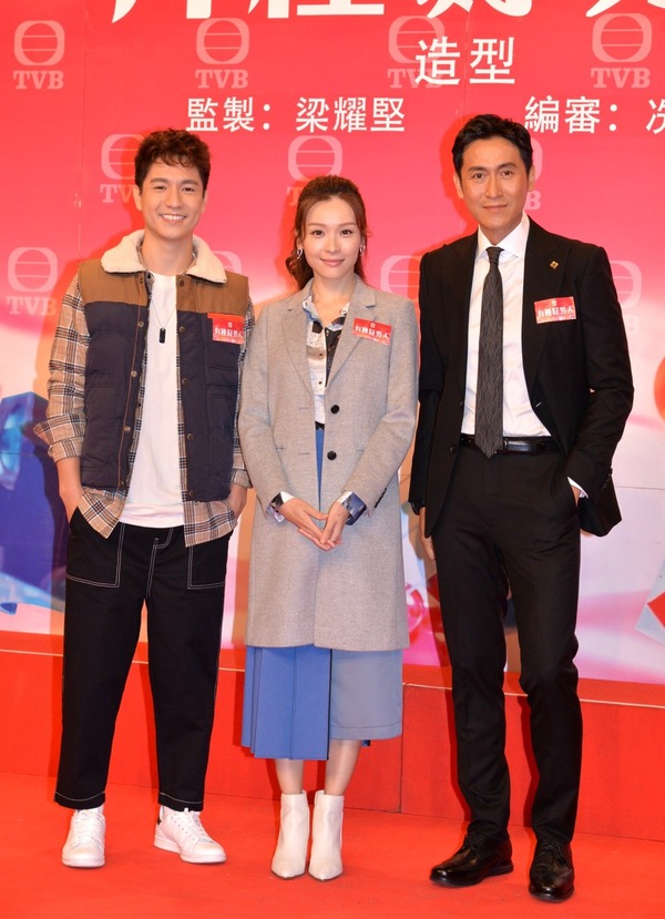 演23岁吴伟豪妈 李佳芯怕没说服力