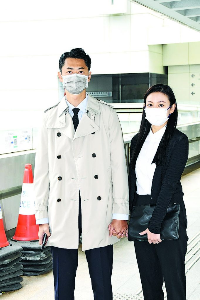 ​被要求剥光牙齿植牙  江若琳作供泪崩需休庭