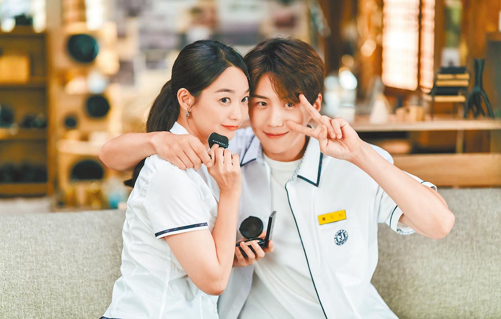 金宣虎遭《两天一夜》开除 3部电影换角切割