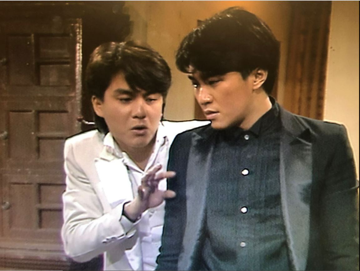 龙炳基罕见露面 爆星爷常忘带钱包