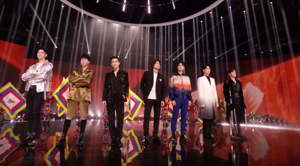 “荆哥”“浪姐””合体开唱‧言承旭唱功获赞进步	