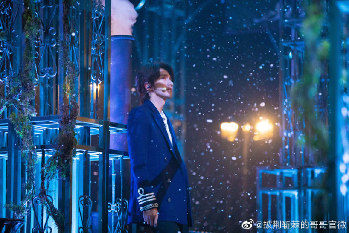 “荆哥”“浪姐””合体开唱‧言承旭唱功获赞进步	