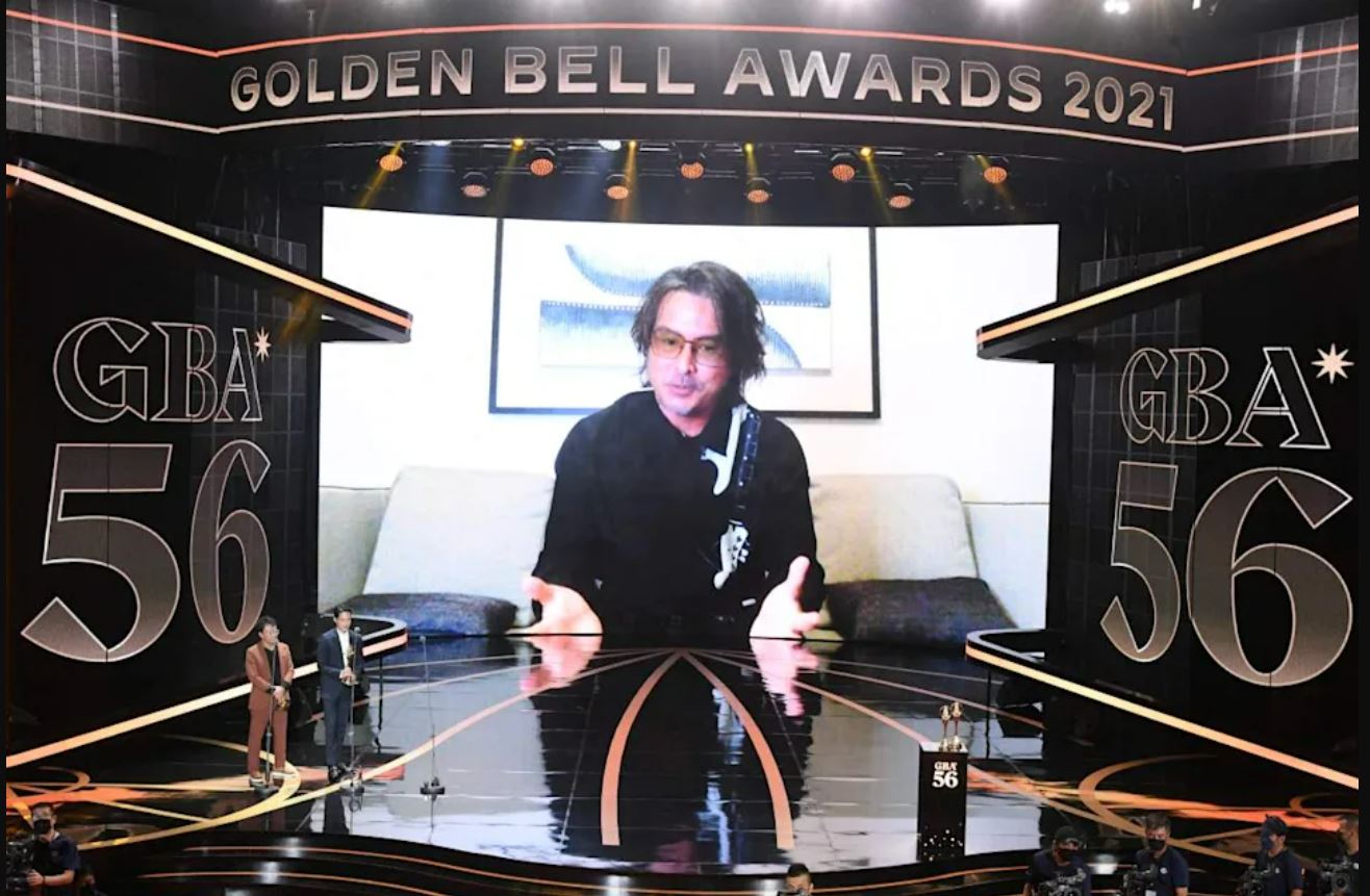 《做工的人》封金钟迷你剧集视帝.李铭顺视讯哽咽领奖