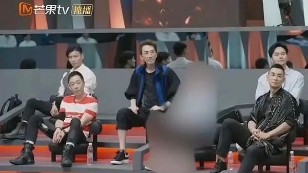 《哥哥》李云迪霍尊接连出事 后制“暴躁马赛克”网笑崩