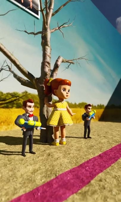 《鱿鱼游戏》热爆 胡迪巴斯光年也玩123木头人