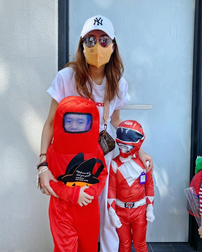 万圣节最夯造型 小S神还原《鱿鱼》001号