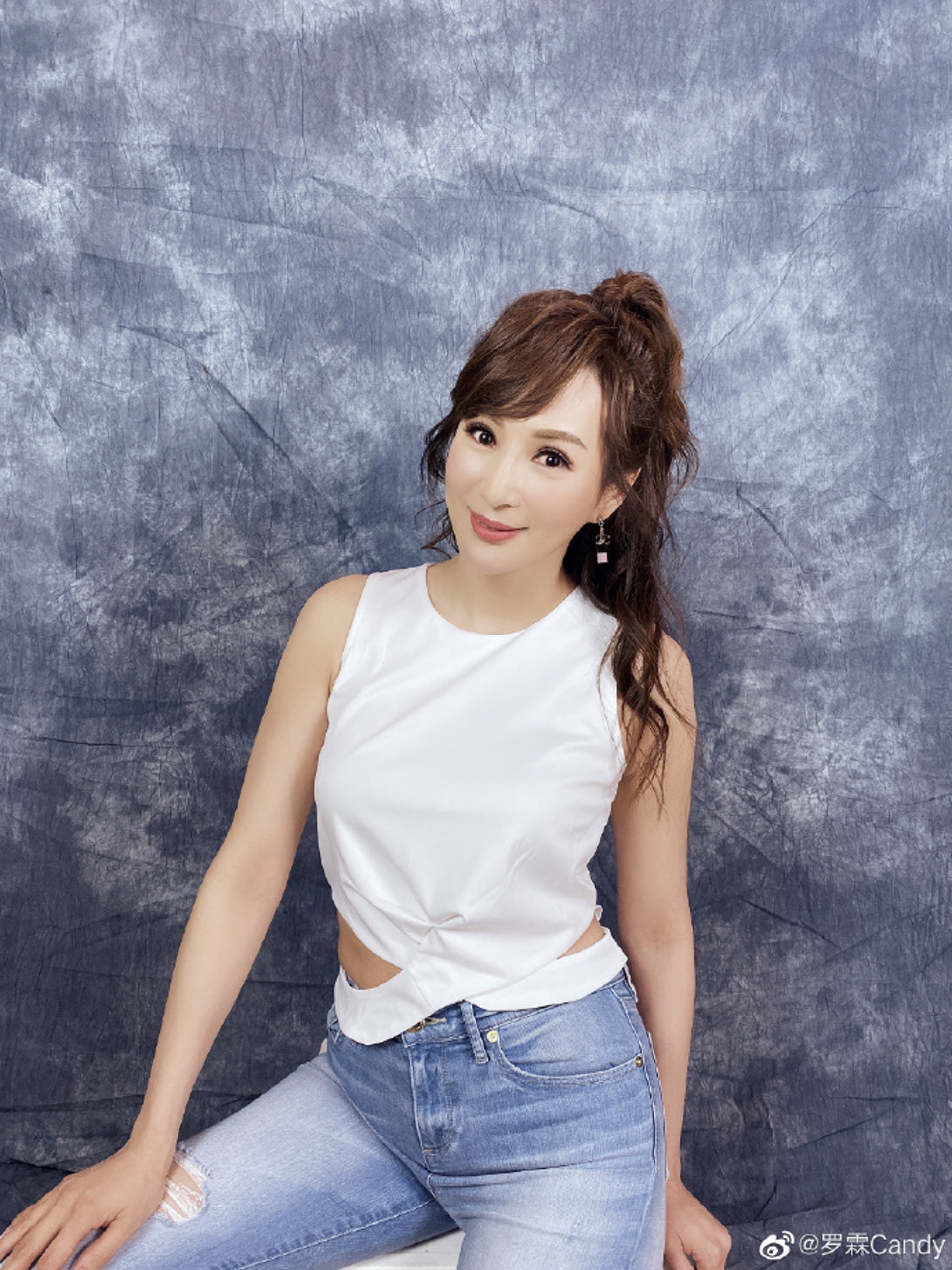 不输MIRROR！ 罗霖大儿子高颜值似足韩星