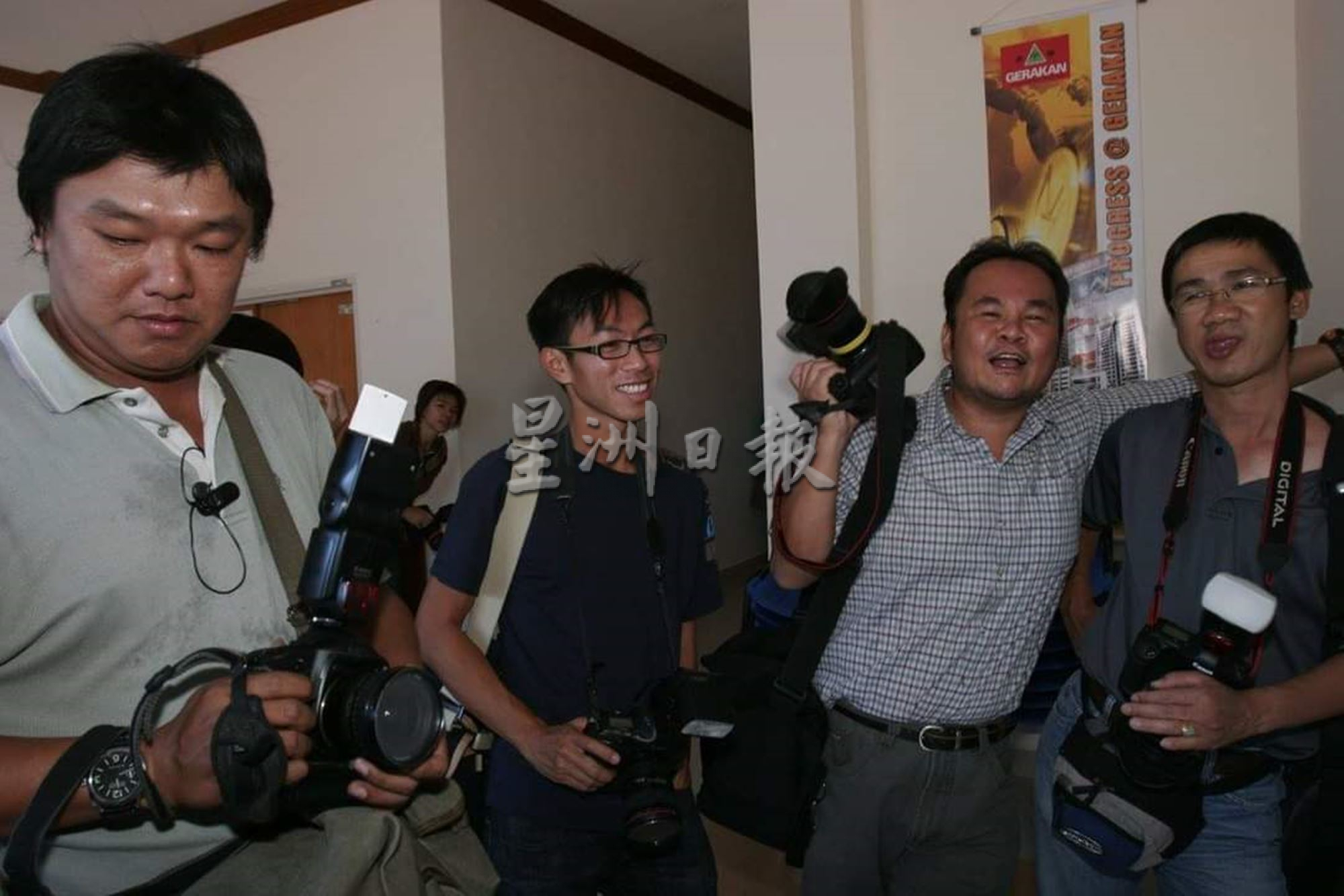 且听我说 | 一弹一拨感受幸福快乐 周达万誓死不放弃吉他